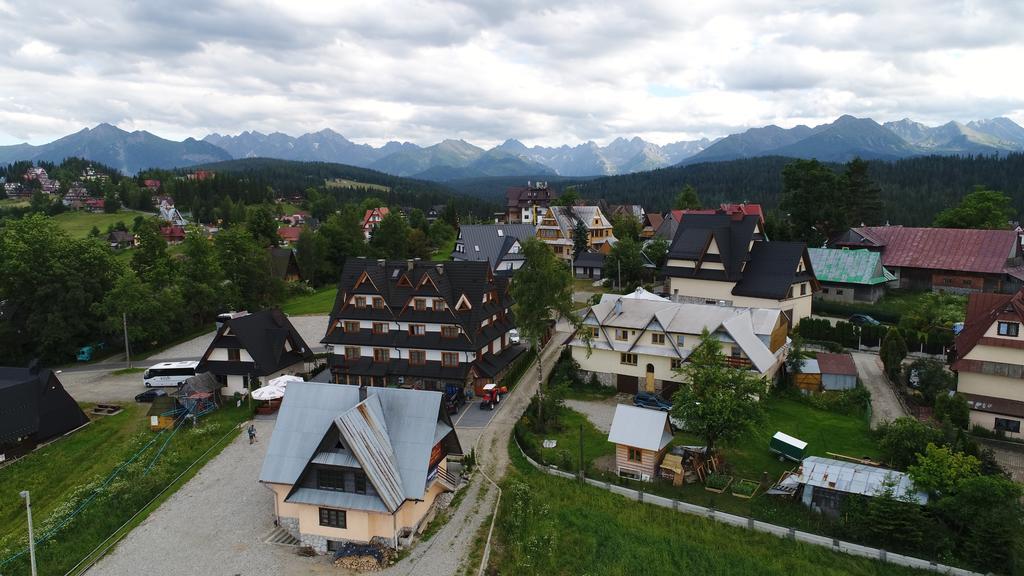 Pensjonat Zbojecki Dwor - Blisko Basenow Termalnych I Szlakow Gorskich Bukowina Tatrzanska Exterior photo